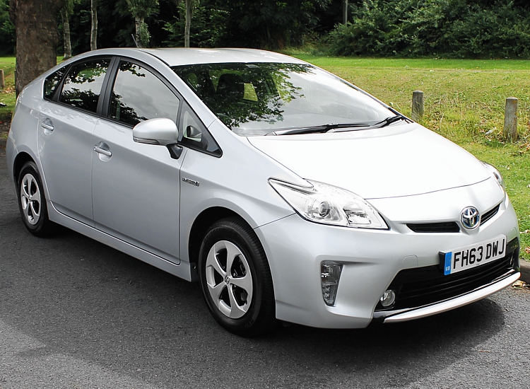 used toyota prius in the uk #3